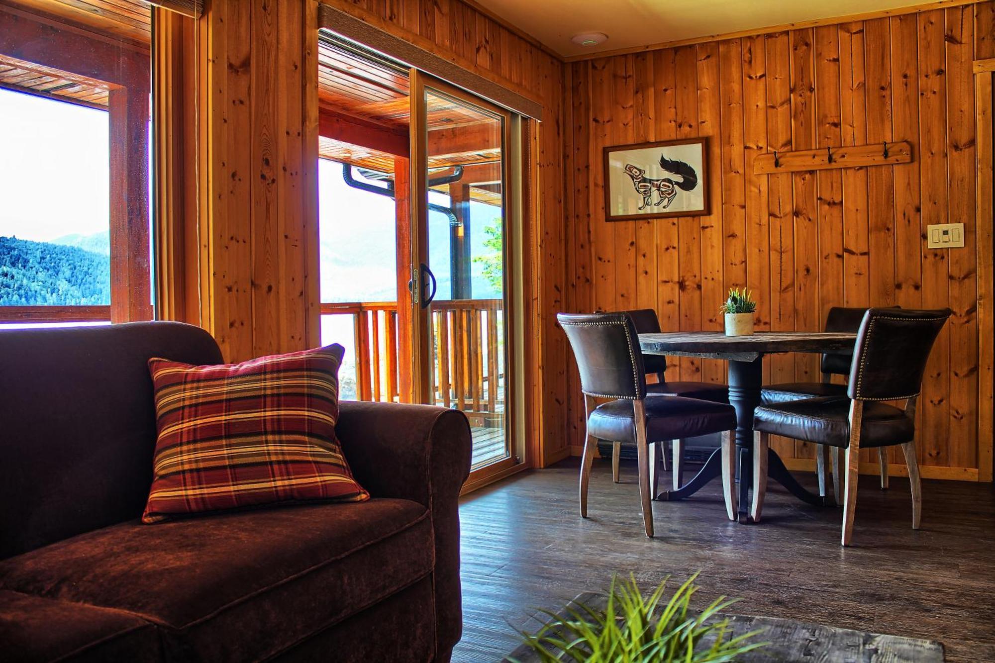 Wild Renfrew Seaside Cottages Порт-Ренфрю Номер фото