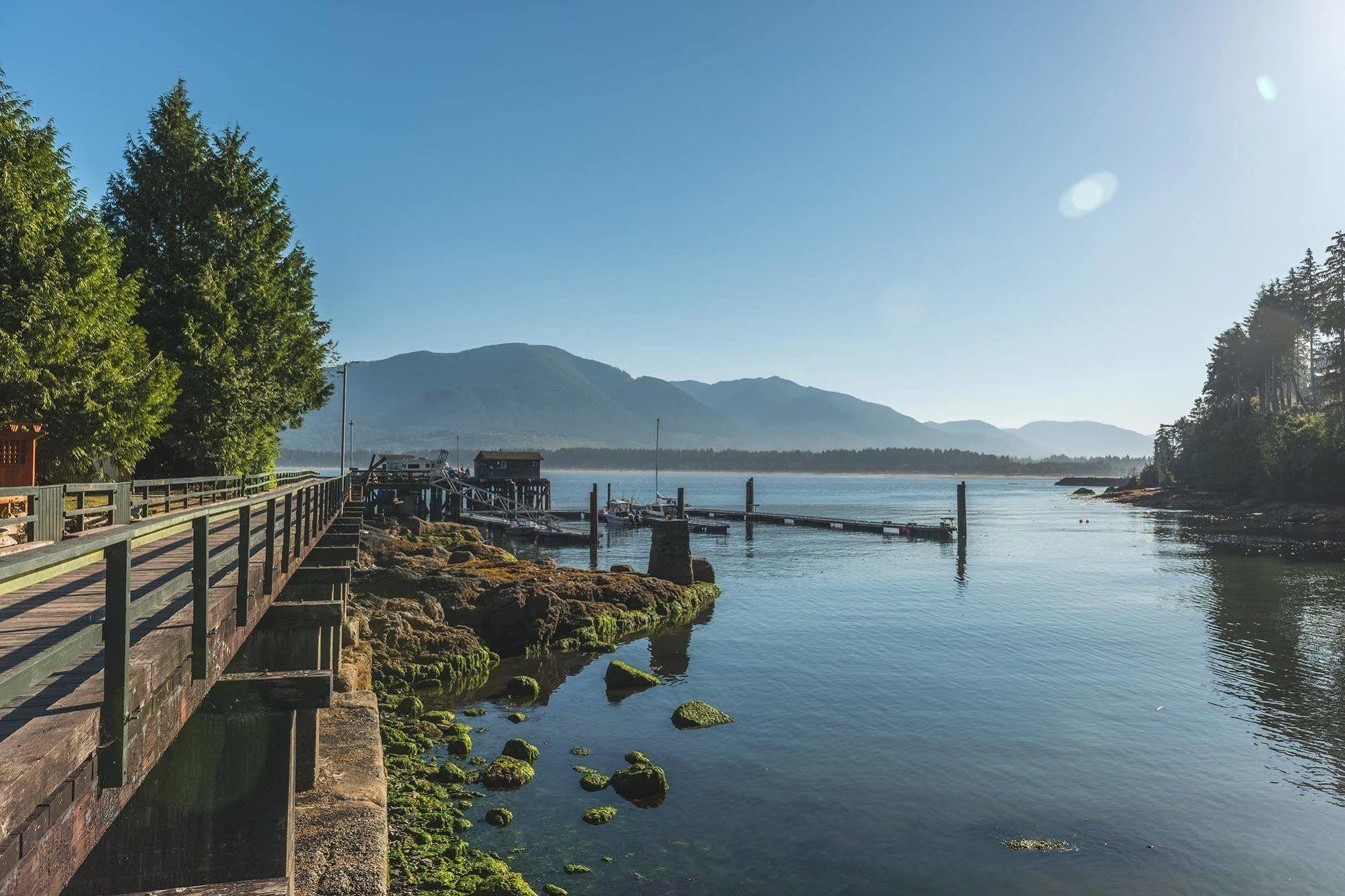 Wild Renfrew Seaside Cottages Порт-Ренфрю Экстерьер фото